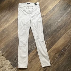 Abercrombie Ultra High Rise Jean Legging - 24